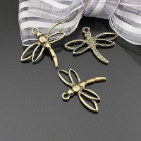  Colgante Libélula Bronce REF. CM0056  Medida 33 x 27 mm 0,30 euros / Unidad 